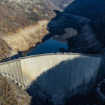 Activité des drones accrue autour du barrage du Val Verzasca